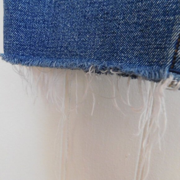 🦌 Abercrombie & Fitch The Mom High Rise Frayed Jeans - Picture 12 of 16
